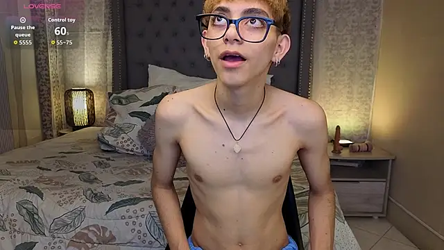 Matty Sparkk online show from November 2025 02:31:02 PM