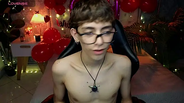 Matty Sparkk online show from March 2026 01:21:01 PM