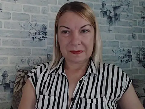 Snapshot of Lillia_Ray chatting on September 2025 05:28:01 AM Lillia Ray online show from September 2025 05:28:01 AM