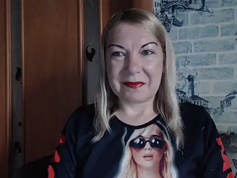 Snapshot of Lillia_Ray chatting on May 2026 07:04:02 AM Lillia Ray online show from May 2026 07:04:02 AM