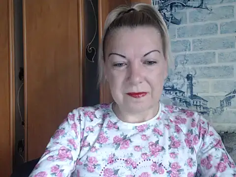 Snapshot of Lillia_Ray chatting on May 2026 07:16:01 AM Lillia Ray online show from May 2026 07:16:01 AM