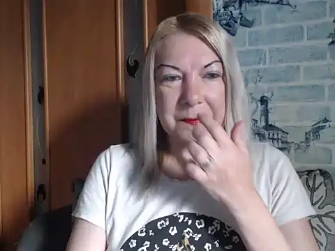 Snapshot of Lillia_Ray chatting on May 2026 05:29:01 AM Lillia Ray online show from May 2026 05:29:01 AM