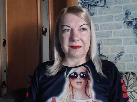 Snapshot of Lillia_Ray chatting on April 2026 01:41:02 PM Lillia Ray online show from April 2026 01:41:02 PM