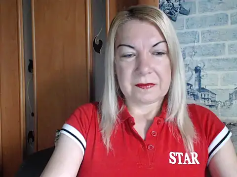 Lillia Ray online show from June 2026 06:02:02 AM