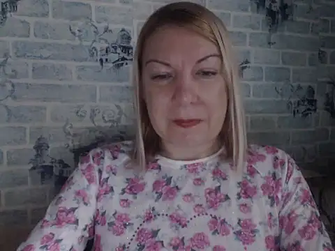 Lillia Ray online show from November 2025 07:31:02 AM