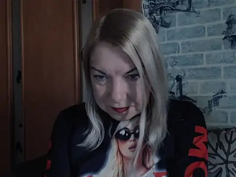 Snapshot of Lillia_Ray chatting on April 2026 09:33:01 AM Lillia Ray online show from April 2026 09:33:01 AM