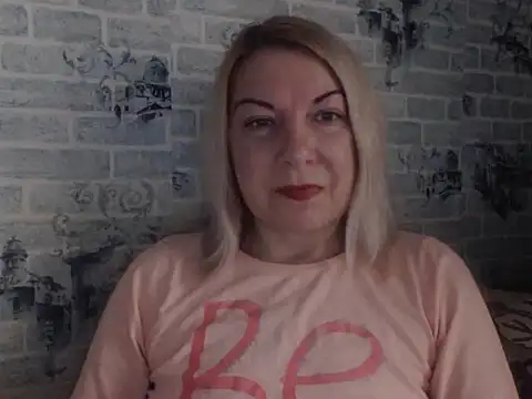 Lillia Ray online show from December 2025 12:06:01 PM