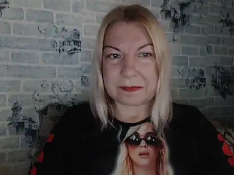 Lillia Ray online show from November 2025 10:30:02 AM