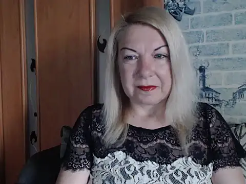 Snapshot of Lillia_Ray chatting on June 2026 06:58:02 AM Lillia Ray online show from June 2026 06:58:02 AM