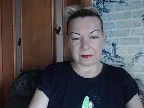 Lillia Ray online show from June 2026 06:18:02 AM