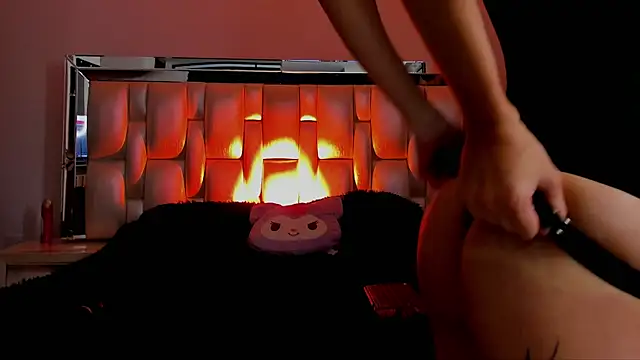 Snapshot of pauline_rouge chatting on November 2025 11:38:02 AM pauline rouge online show from November 2025 11:38:02 AM