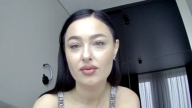 Black swan7777 online show from February 2026 07:38:01 AM