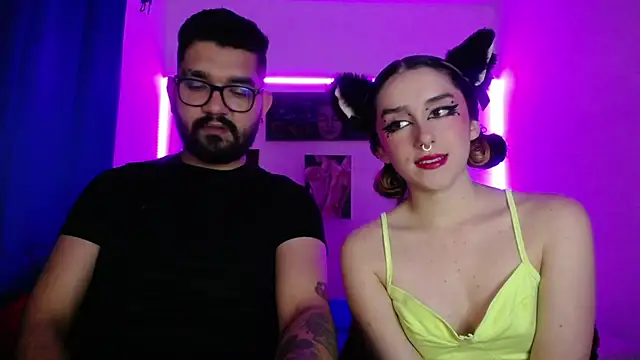 TwinFlamesX online show from November 2025 11:41:01 PM