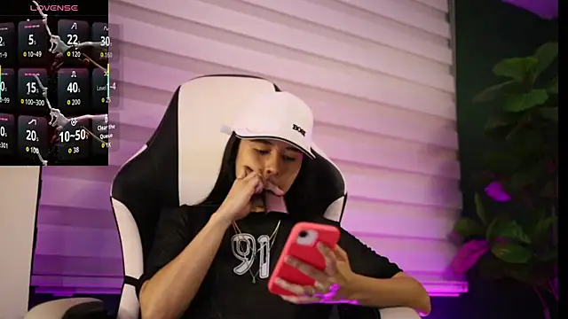 Snapshot of Danaa_Rouse chatting on November 2025 01:20:02 AM Danaa Rouse online show from November 2025 01:20:02 AM