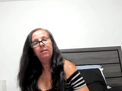 Snapshot of peachgoddess chatting on September 2025 02:34:01 AM peachgoddess online show from September 2025 02:34:01 AM