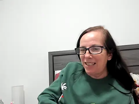 peachgoddess online show from December 2025 03:05:01 AM