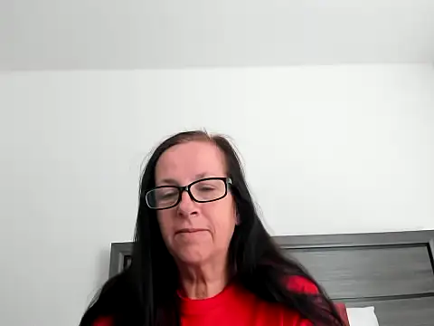 peachgoddess online show from November 2025 02:39:02 PM