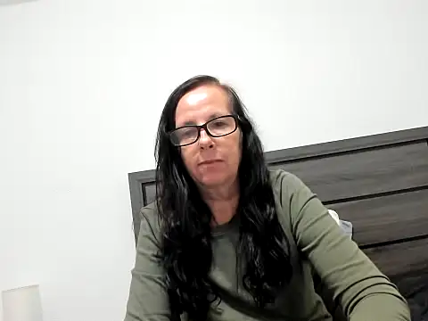 Snapshot of peachgoddess chatting on October 2025 03:53:02 AM peachgoddess online show from October 2025 03:53:02 AM