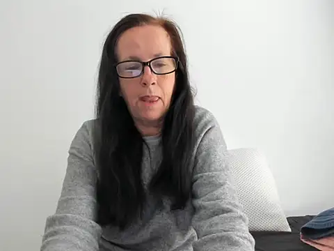peachgoddess online show from April 2026 01:23:01 PM