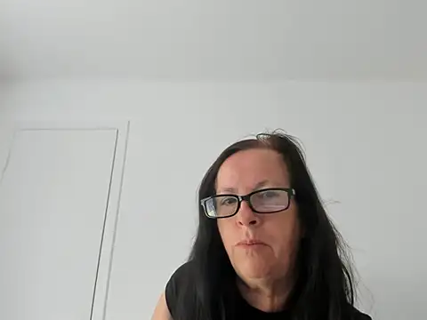 peachgoddess online show from May 2026 01:15:01 PM