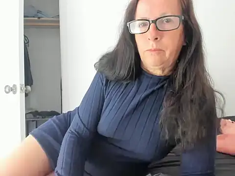 peachgoddess online show from May 2026 01:14:01 PM