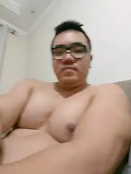 awesometeacher33 online show from April 2026 05:26:01 PM