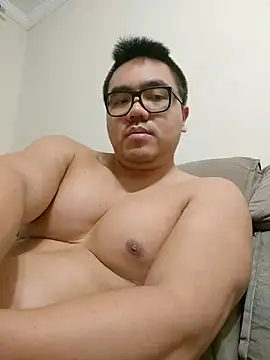 awesometeacher33 online show from November 2025 03:59:01 PM