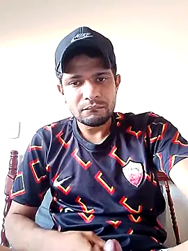 Snapshot of colemiranda chatting on November 2025 04:11:01 PM colemiranda online show from November 2025 04:11:01 PM