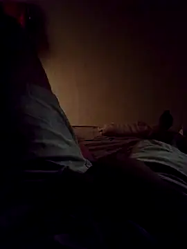 Snapshot of colemiranda chatting on October 2025 11:47:01 PM colemiranda online show from October 2025 11:47:01 PM