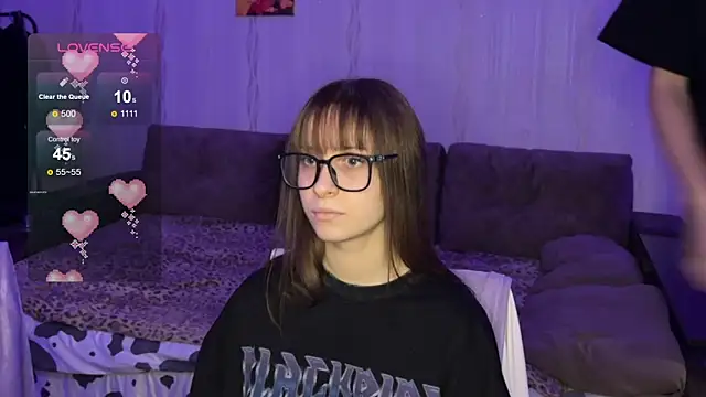 Romanhavesweetydick777 online show from November 2025 05:50:01 PM