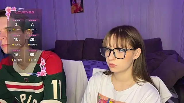 Romanhavesweetydick777 online show from November 2025 02:22:02 PM