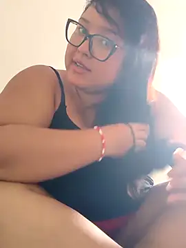 DianaGom online show from March 2026 12:30:02 PM