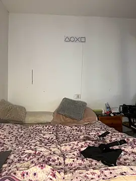 DarkVelvet online show from November 2025 04:32:02 PM