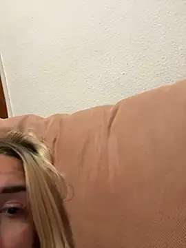 Snapshot of DarkVelvet chatting on March 2025 08:21:02 PM DarkVelvet online show from March 2025 08:21:02 PM