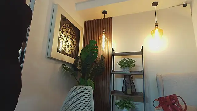 Coral Lise online show from September 2025 11:16:01 AM