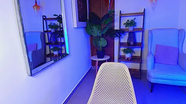 Coral Lise online show from October 2025 11:23:02 AM