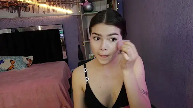 sweet c4ndy online show from October 2025 01:41:02 PM