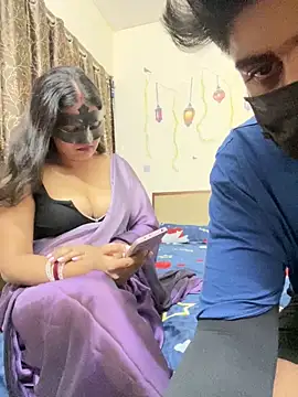 Snapshot of jhanvi_boo chatting on September 2025 07:06:02 PM jhanvi boo online show from September 2025 07:06:02 PM