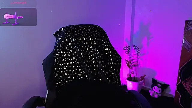 Snapshot of AnfisaLetyagho chatting on November 2025 09:51:02 PM AnfisaLetyagho online show from November 2025 09:51:02 PM