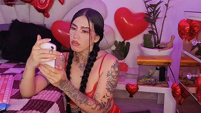 Snapshot of AnfisaLetyagho chatting on September 2025 01:00:01 AM AnfisaLetyagho online show from September 2025 01:00:01 AM