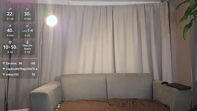 YuliethPetite online show from December 2025 11:34:01 AM