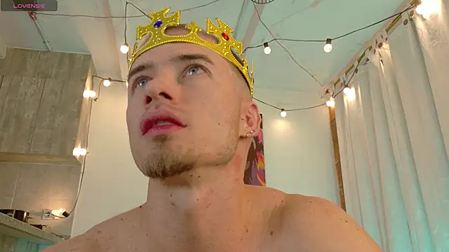 Ryannblue07 online show from November 2025 11:54:02 PM