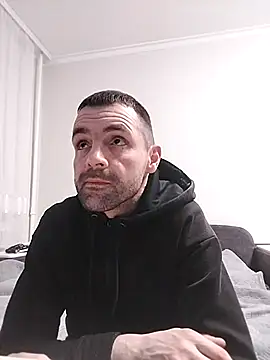 MaksDzubaV online show from November 2025 07:58:01 PM