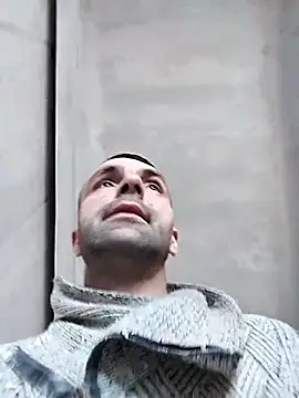 MaksDzubaV online show from March 2026 06:11:01 AM