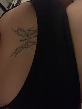 Snapshot of mariabootyyy chatting on October 2025 05:32:02 PM mariabootyyy online show from October 2025 05:32:02 PM