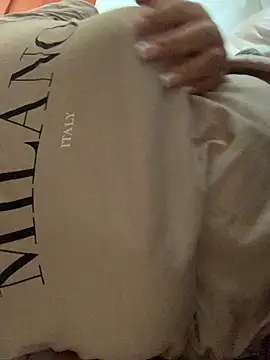 Snapshot of mariabootyyy chatting on October 2025 07:27:01 AM mariabootyyy online show from October 2025 07:27:01 AM