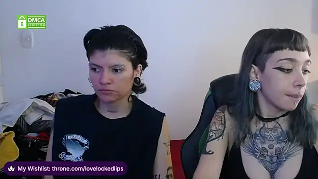 lovelockedlips online show from March 2026 06:09:01 PM