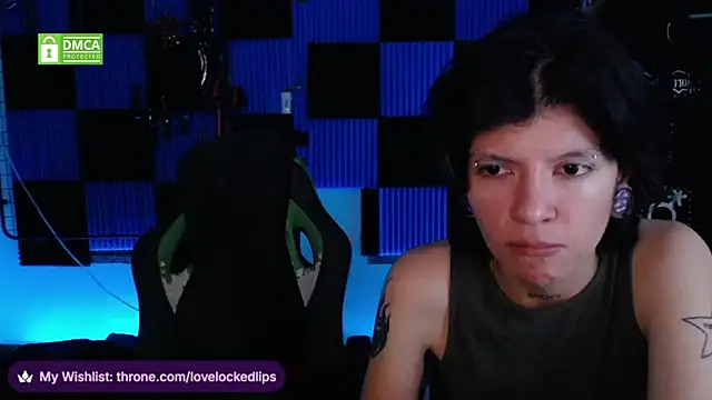lovelockedlips online show from May 2026 01:36:02 AM