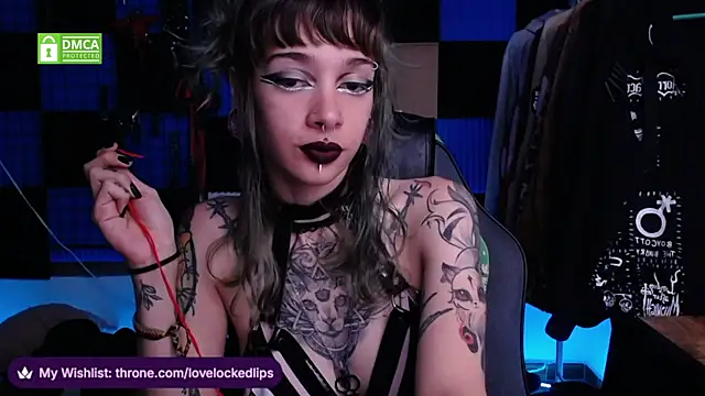 lovelockedlips online show from May 2026 03:01:02 PM