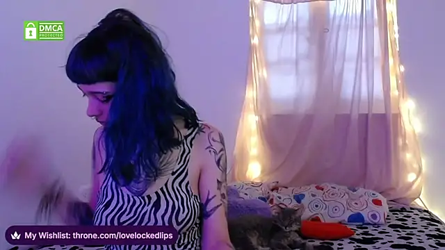 lovelockedlips online show from February 2026 03:55:01 PM